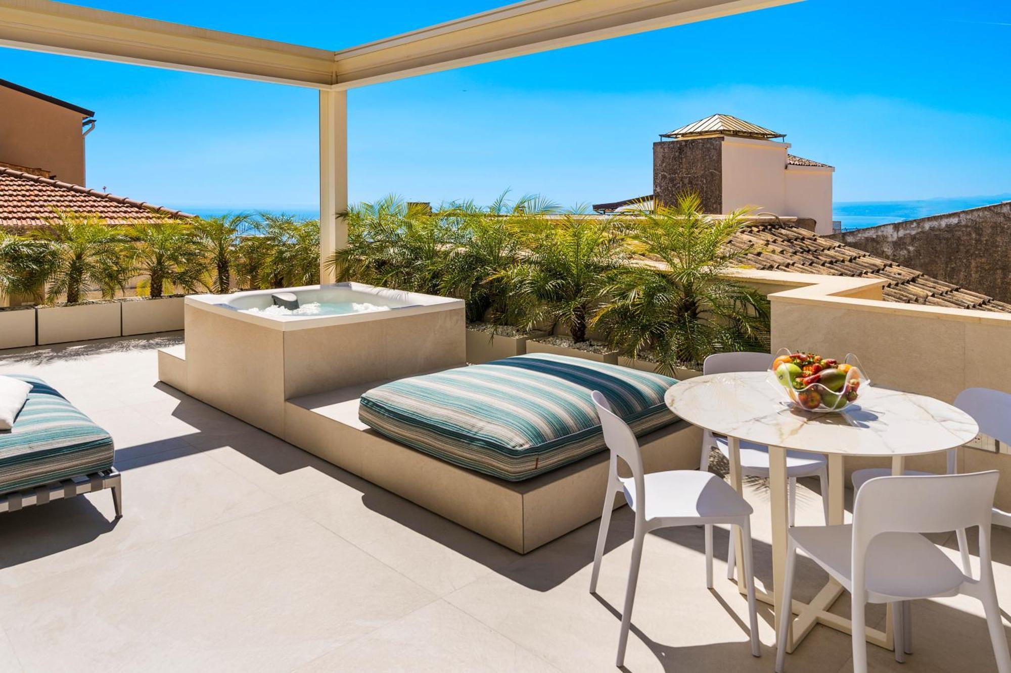Taormina Infinity Suites Exterior photo